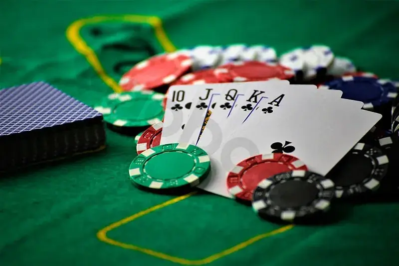 Casinia Casino Poker